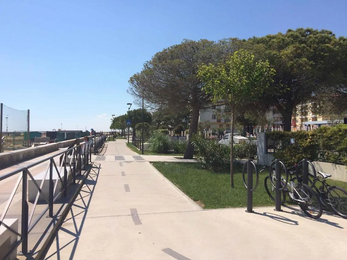 Apartment In Bibione 38317